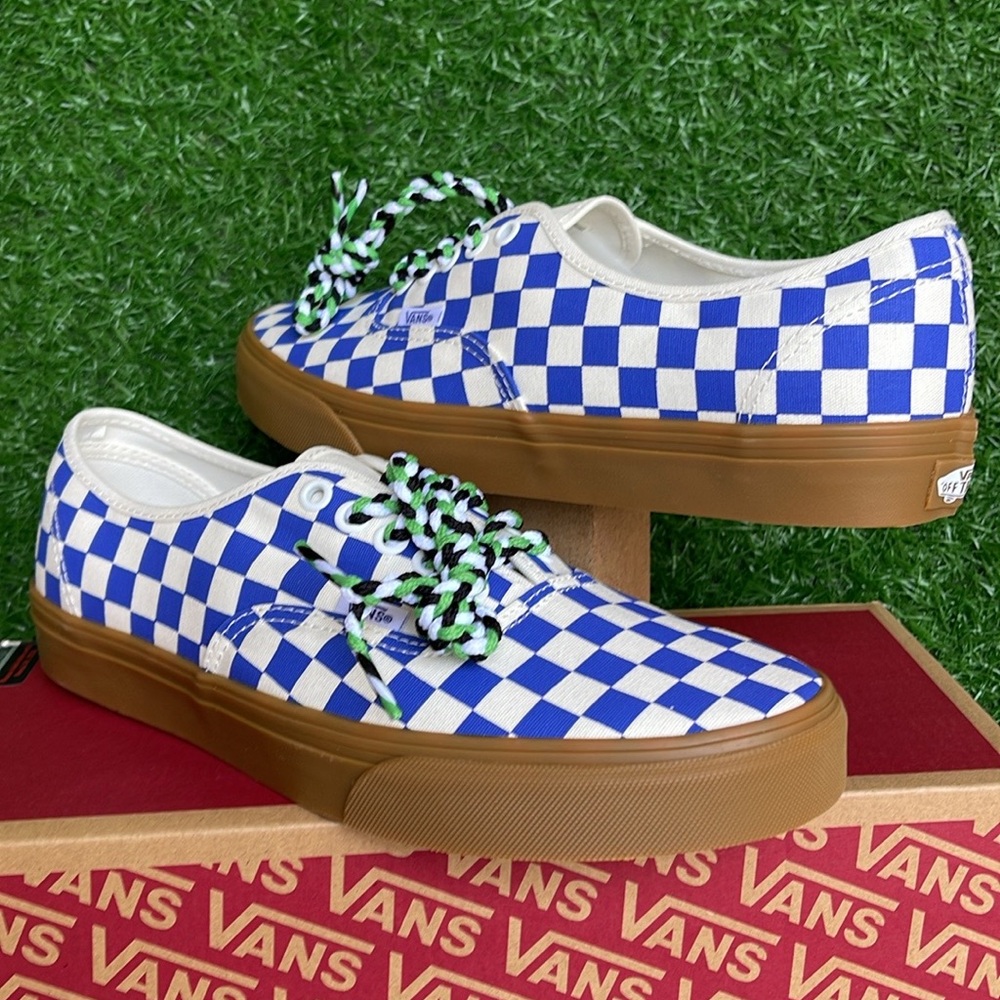 Vans Men’s Authentic
Checkerboard Blue/White
VN0009PVY6Z
Sneakers - Picture 8 of 16